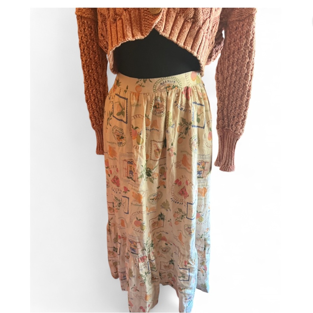 Italy Themed Patterned Cream Linen Skirt